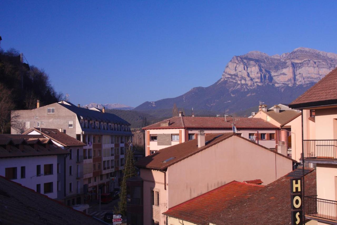 Apartamento Vista Al Ara Аїнса Екстер'єр фото